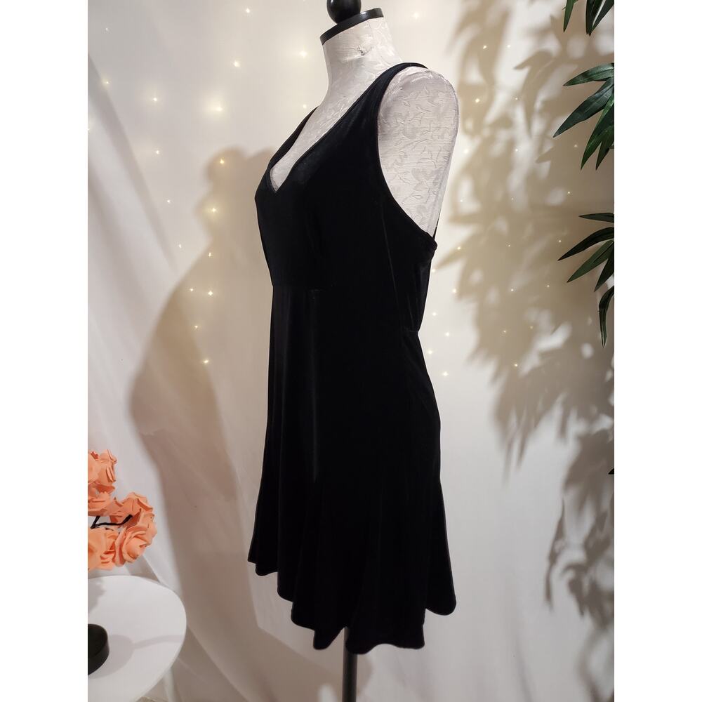 Vtg Y2K Victorias Secret Velour Mini Skater Dress Size M Black Velvet V-Neck - Picture 2 of 10
